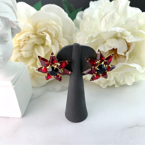 Vintage Gold Tone Starburst Bloody Red Rhinestone Large Earrings - Picture 4 of 14